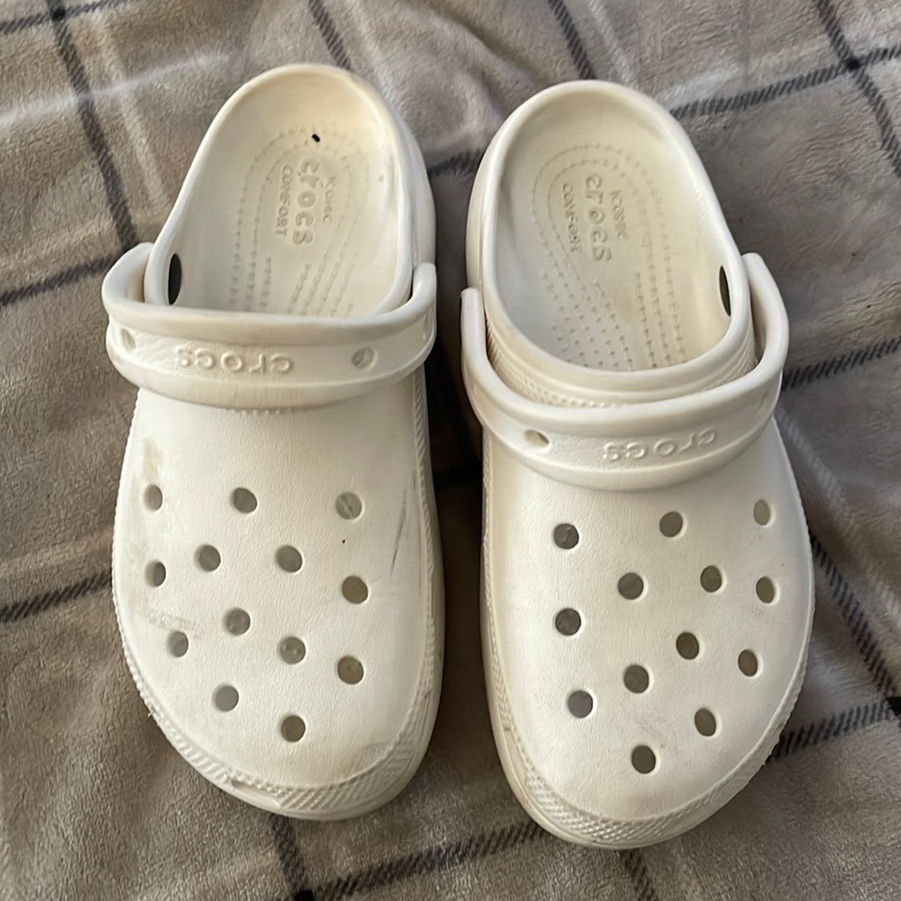 Crocs